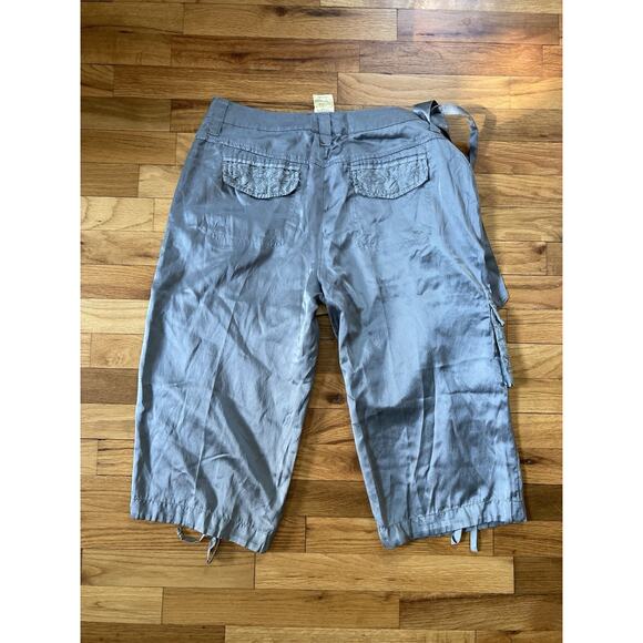 Da-nang Silk Cotton Dark Gray Cargo Tie Capri Embroidered Y2K Pants Woman’s L - Picture 8 of 8
